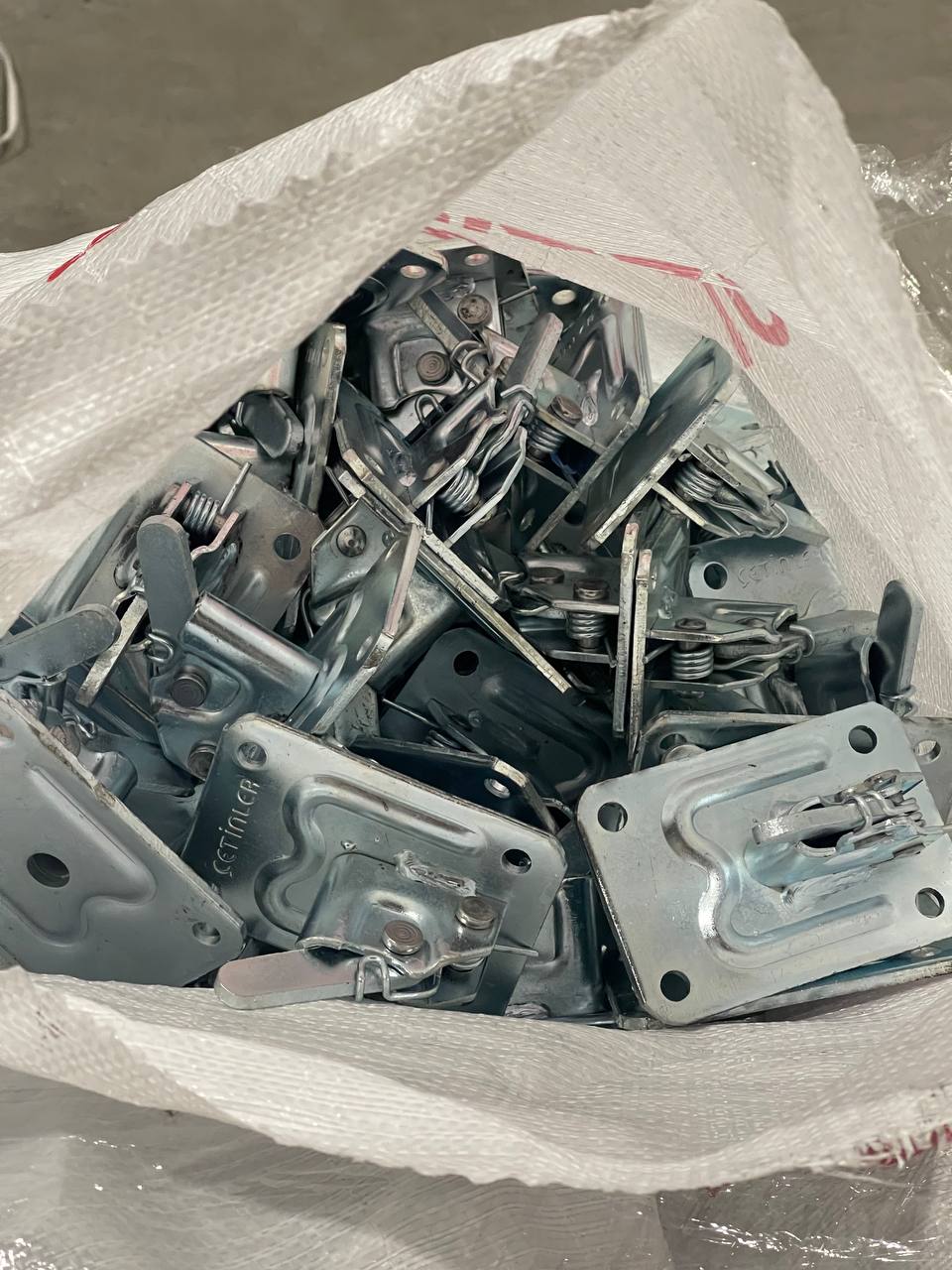 Пружинные зажимы (чирозы) для опалубки